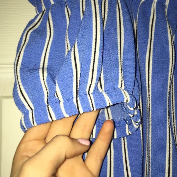 Off the shoulder blouse - Picture 3 of 4